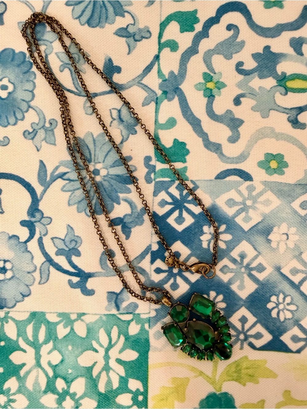 J. Crew Emerald Green Crystal Pendant Necklace - Picture 2 of 3